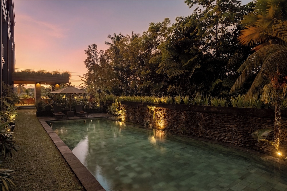 Paon Desa Ubud Hotel & Resort 43/48