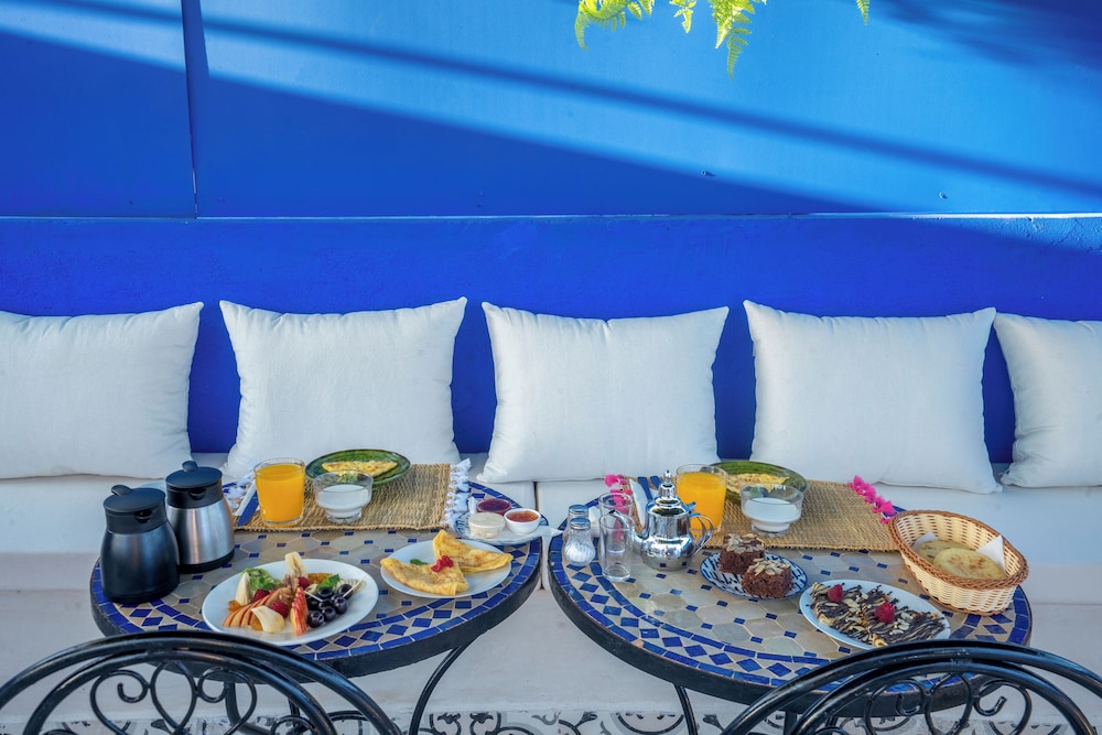Riad Les Dunes And SPA 24/29