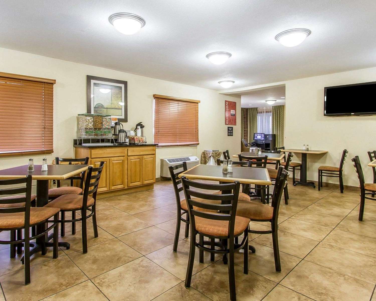 Quality Inn Macomb Near University Area 29/38