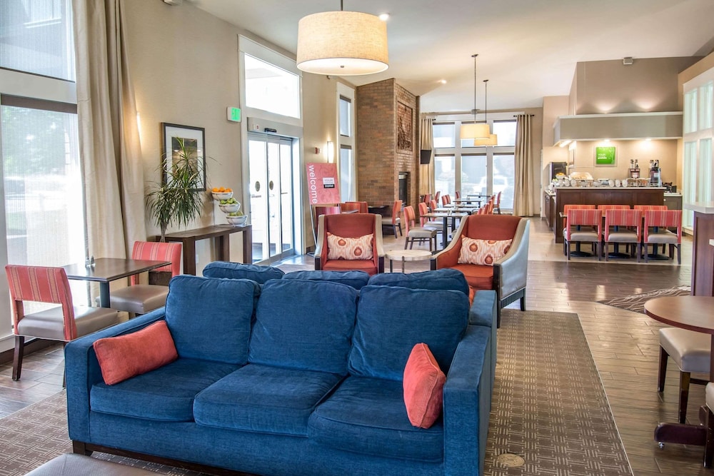 Comfort Inn & Suites Spokane Valley Central 24/40