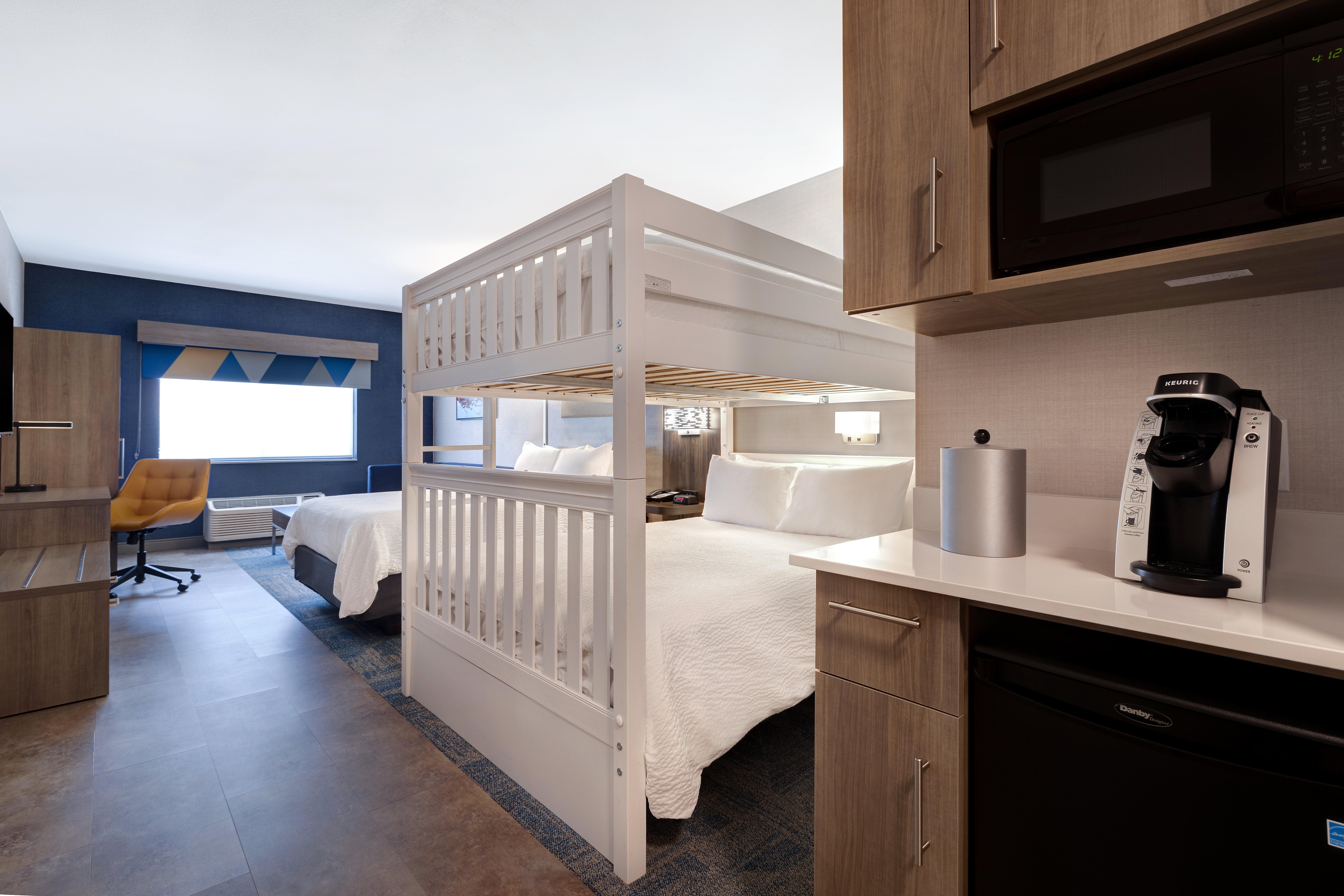 جناح بسرير كوين، Holiday Inn Express Suites Moab 3/5