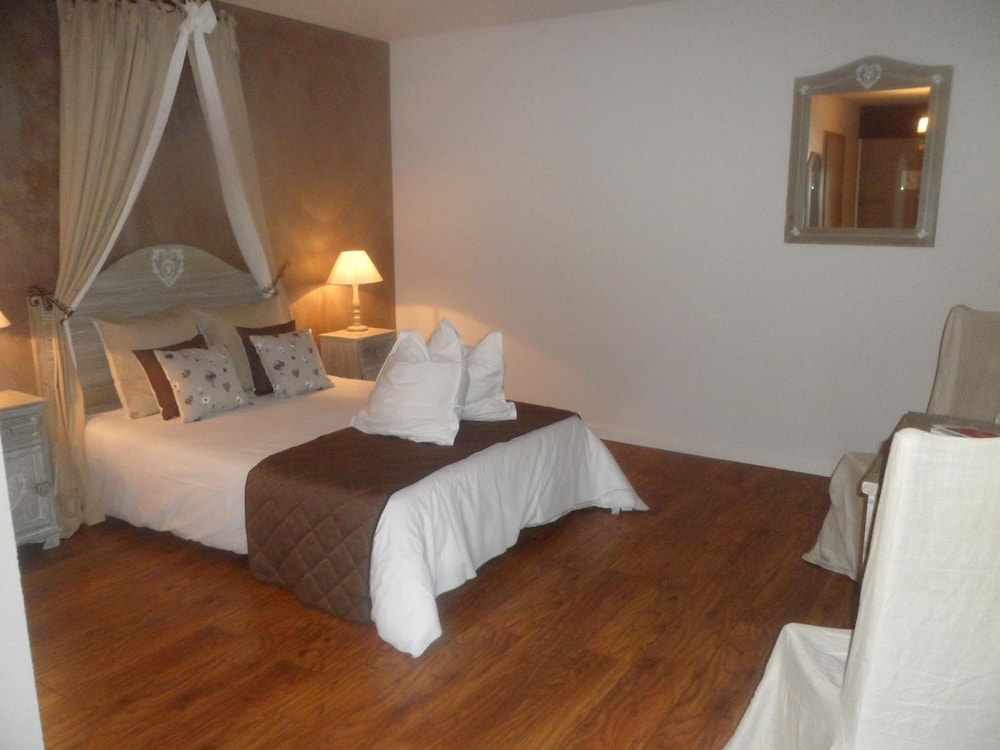 Le Verger Des Chateaux the Originals Relais Inter Hotel 28/69