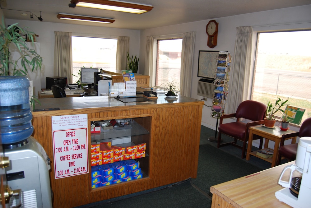 Budget Host 254 Inn Loveland 12/28