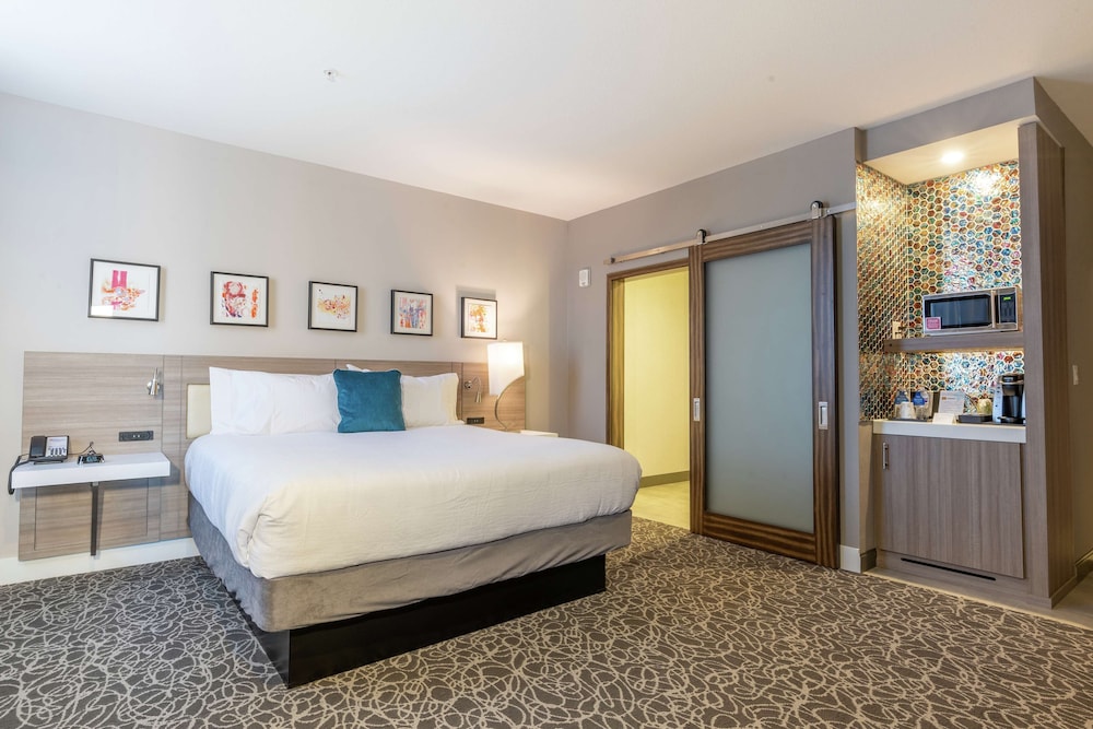 Hilton Garden Inn Wichita Downtown Ks 9/26