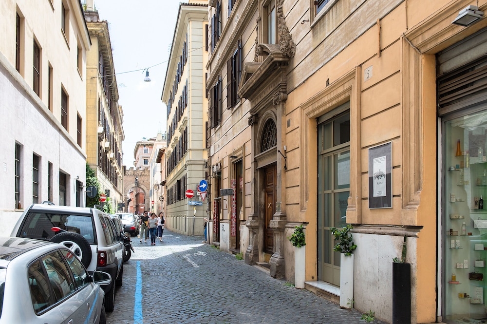Art Atelier Borgo 39/50