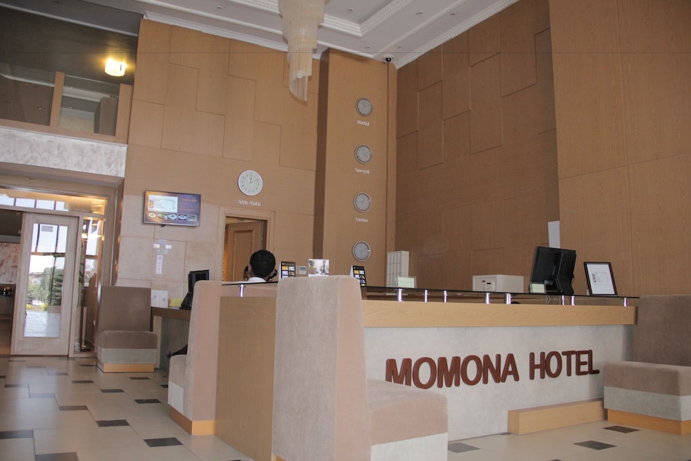 Momona Hotel 10/64