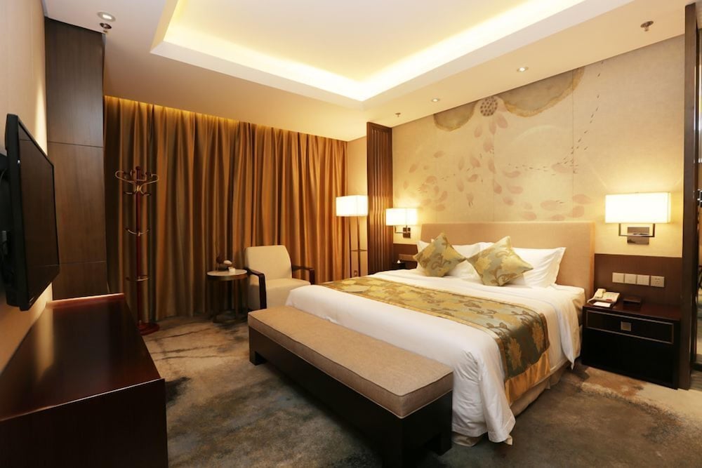 NARADA GRAND HOTEL 6/40