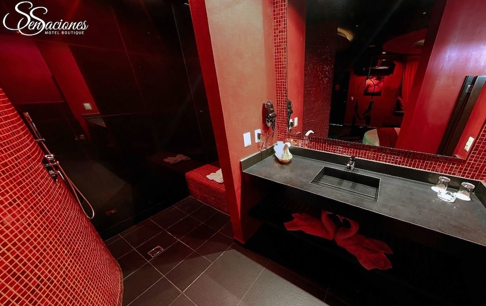 Sensaciones Motel Boutique - Adults Only 49/50