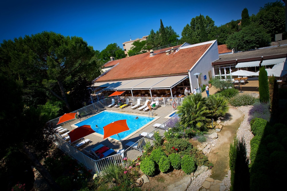 Novotel Beaumanoir 68/73
