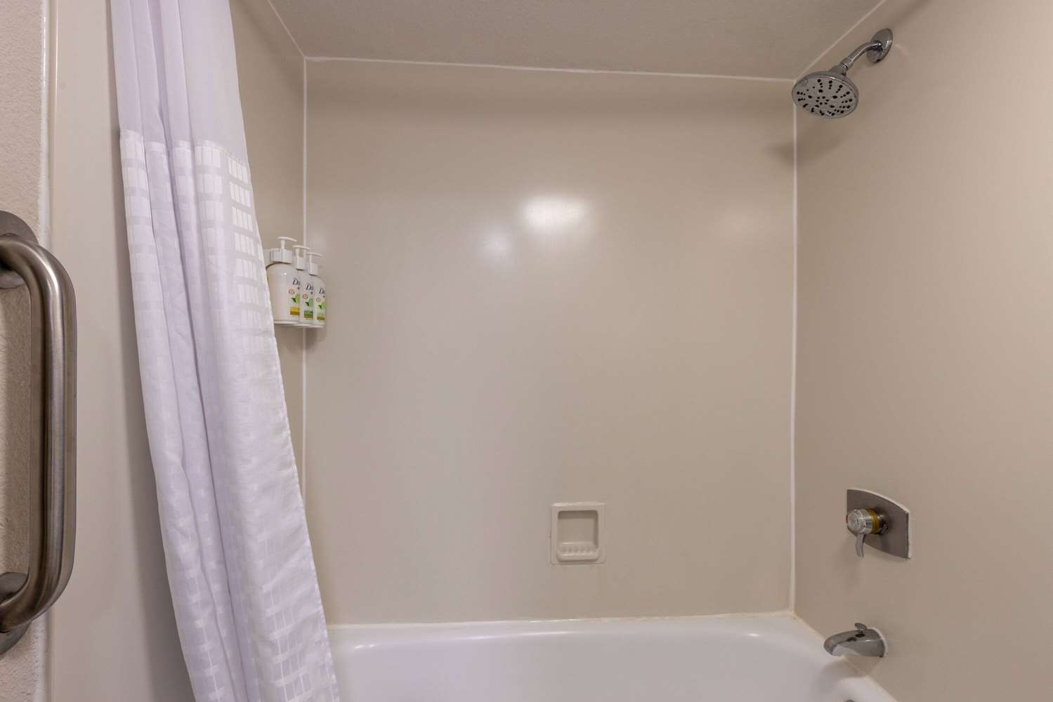 La Quinta Inn Kansas City Lenexa 50/50