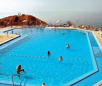 Auramar Beach Resort 37/67
