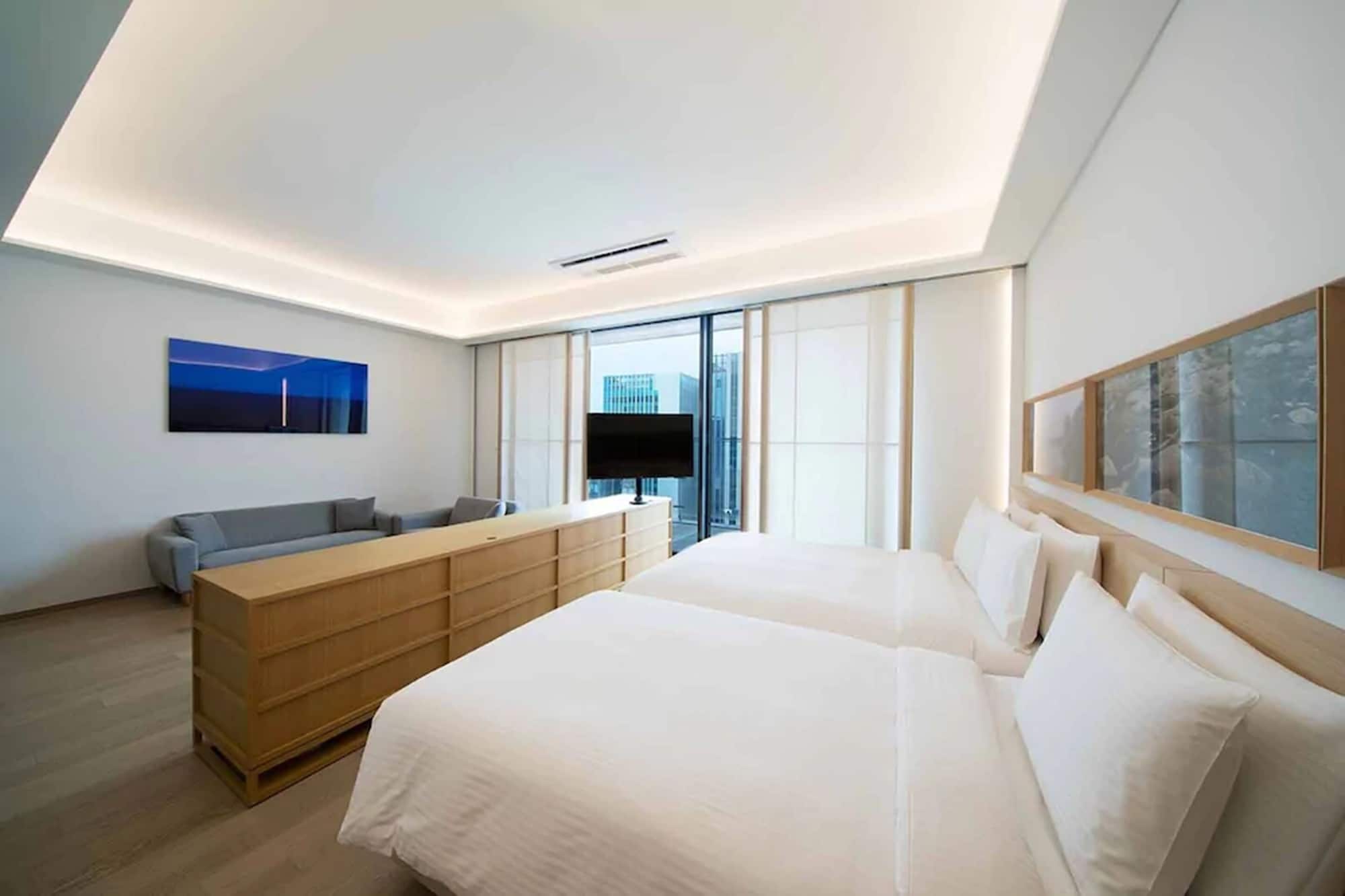 Sotetsu Splaisir, Suite, 2 Double Beds
