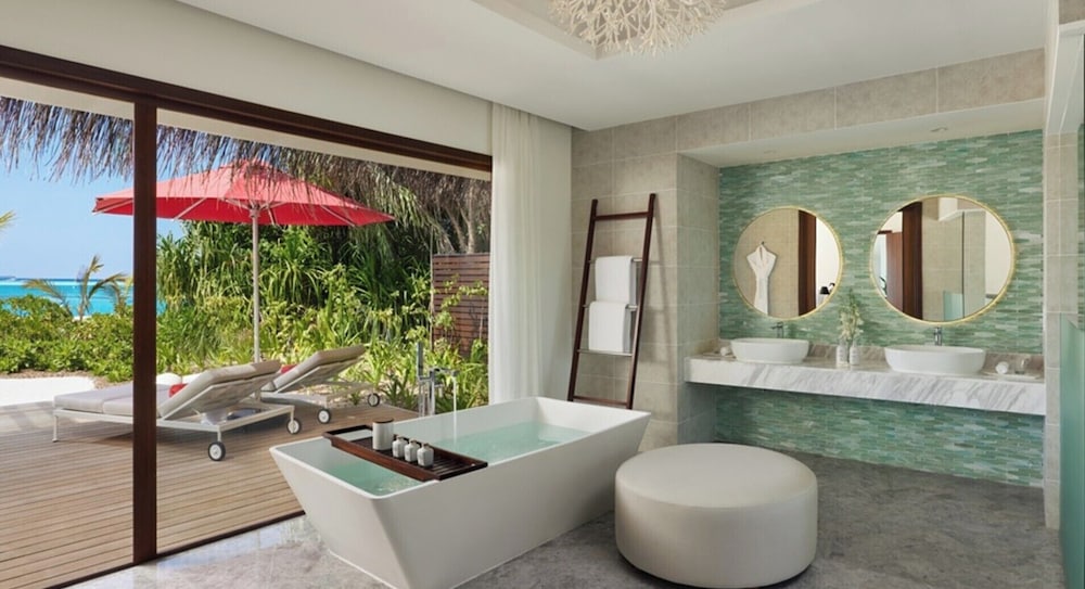 Niyama Private Islands Maldives 50/50