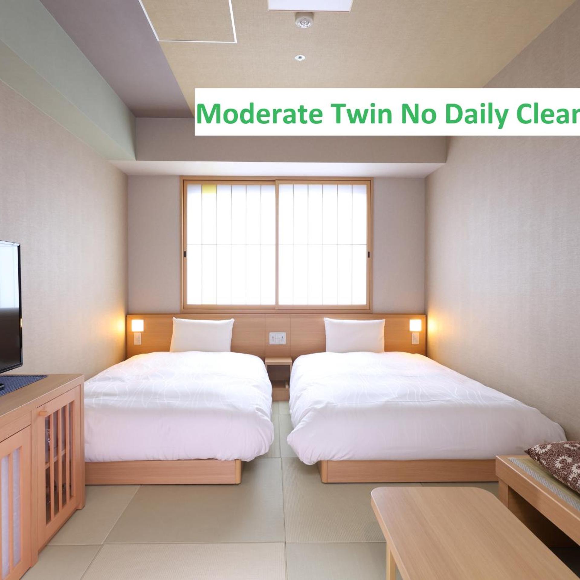Moderate, Twin Beds