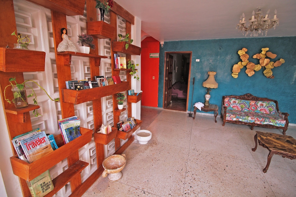 Hotel Mary Carmen 47/72