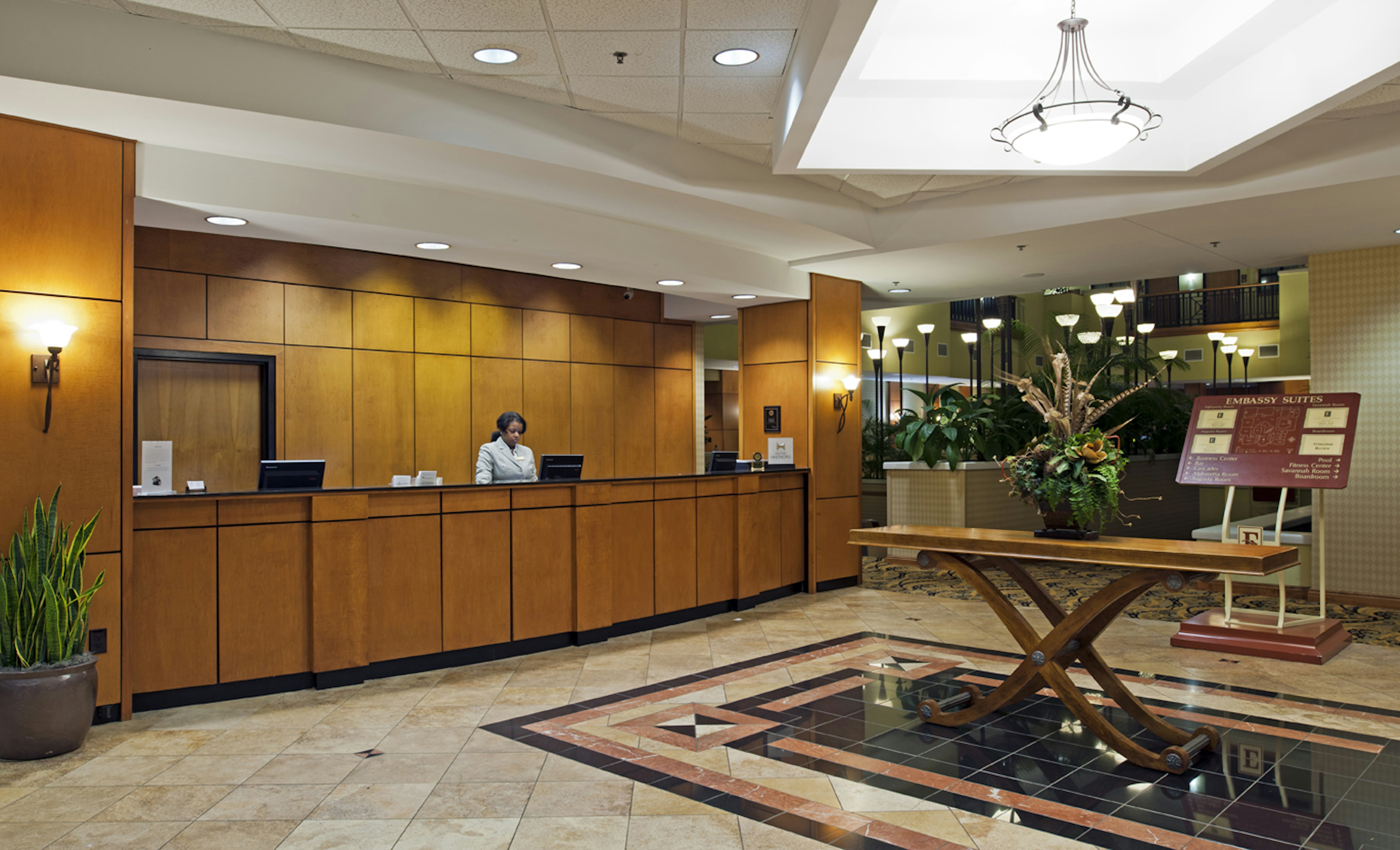 Embassy Suites By Hilton Atlanta Alpharetta 9/82