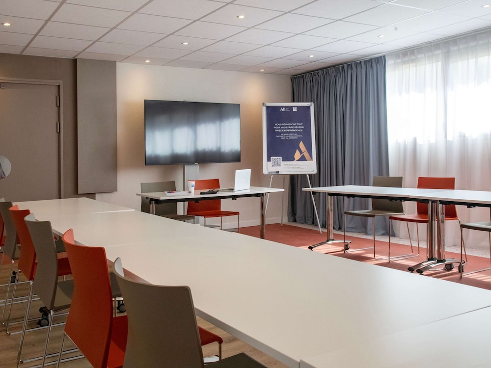 IBIS BUDGET NICE CALIFORNIE LENVAL 65/78