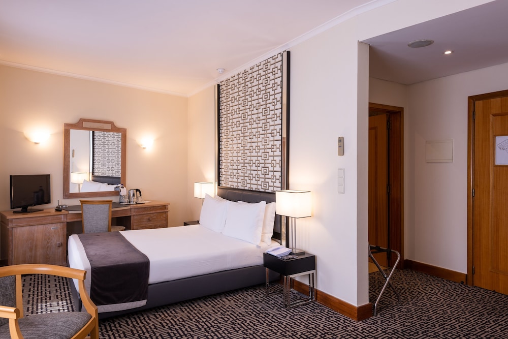 Hotel Mundial 27/68