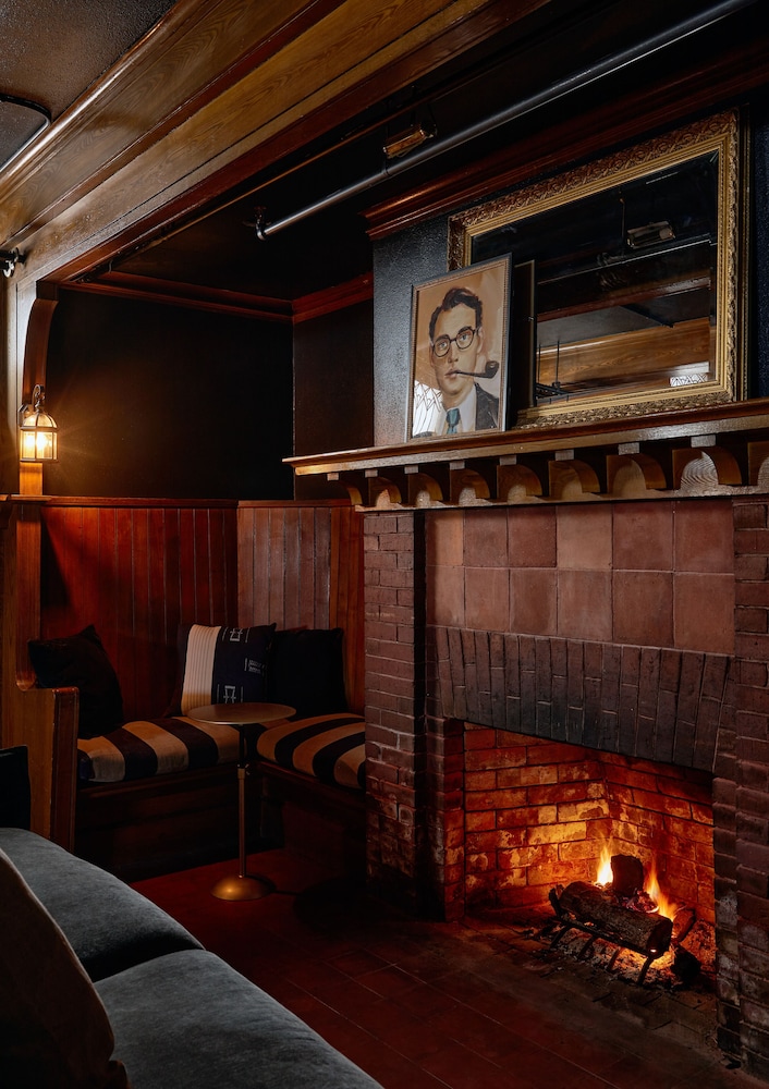 Danforth Inn 32/51