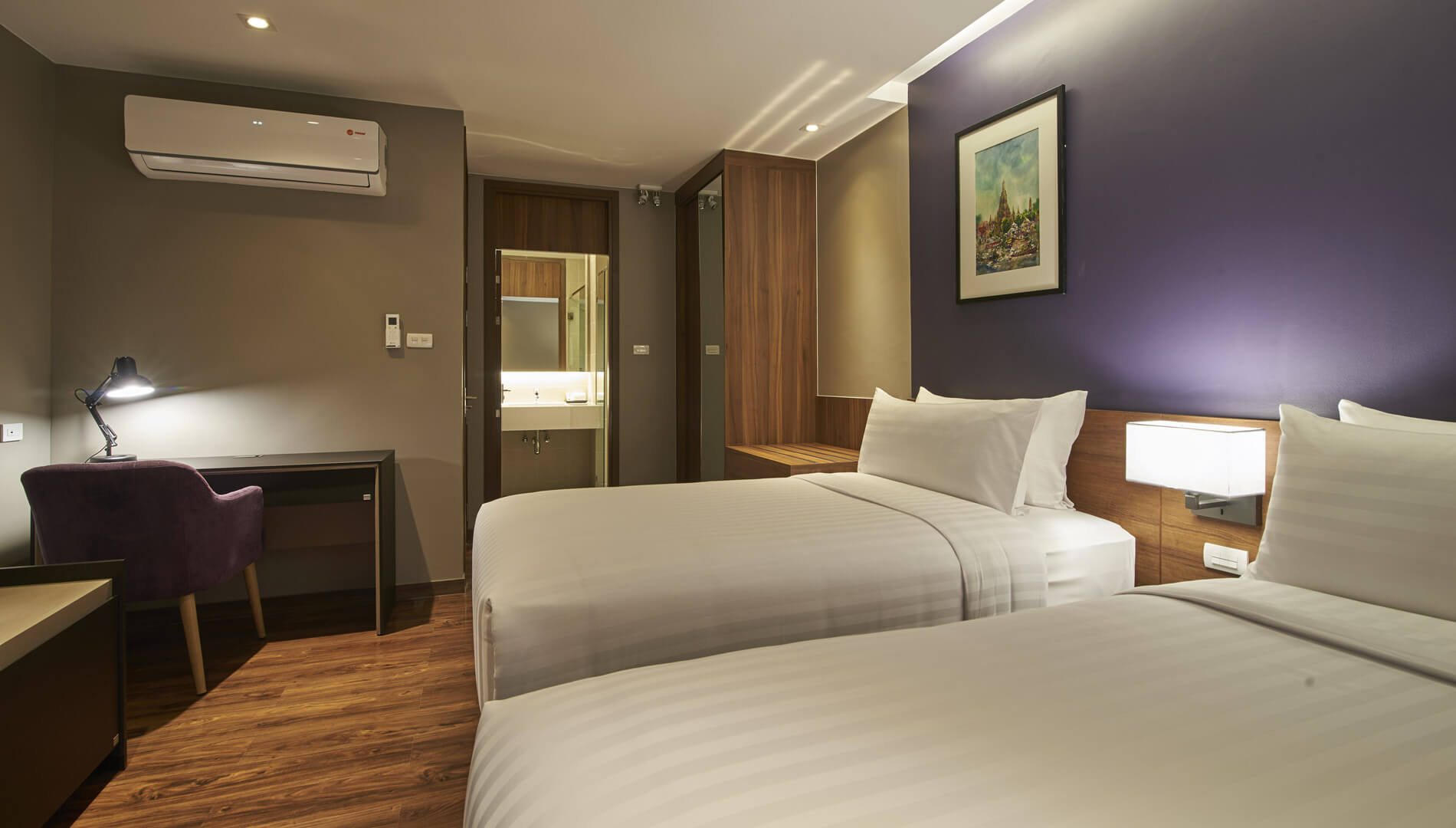 2 Bedrooms, Suite