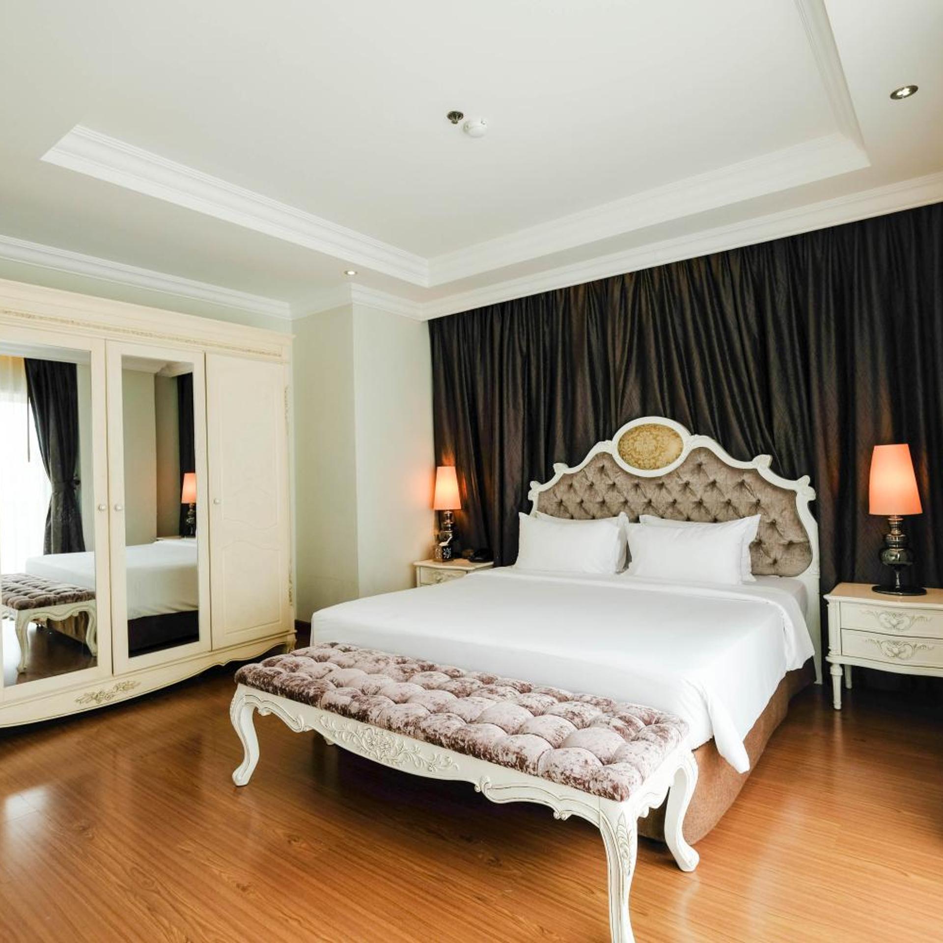 جناح بسرير كينج بغرفة نوم واحدة، LK Miracle Suite 5/10