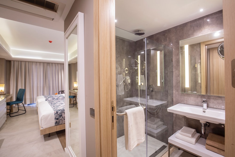 Woovo Phuket Patong 47/48