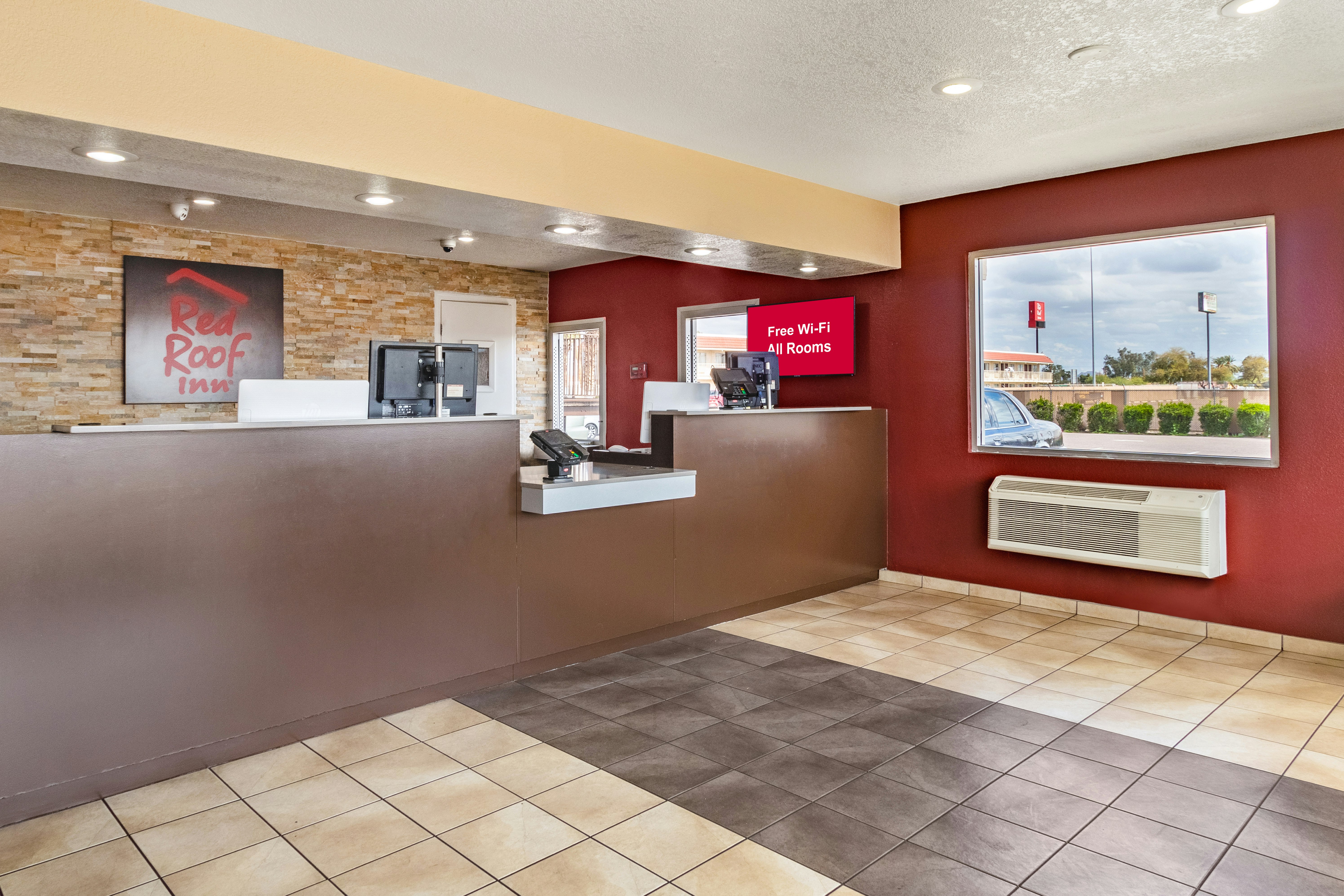 Red Roof Inn Phoenix Midtown 8/15