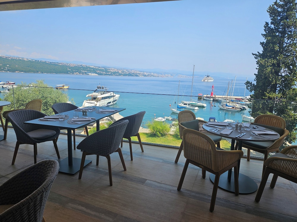 Amadria Park Grand Hotel 4 Opatijska Cvijeta 54/68