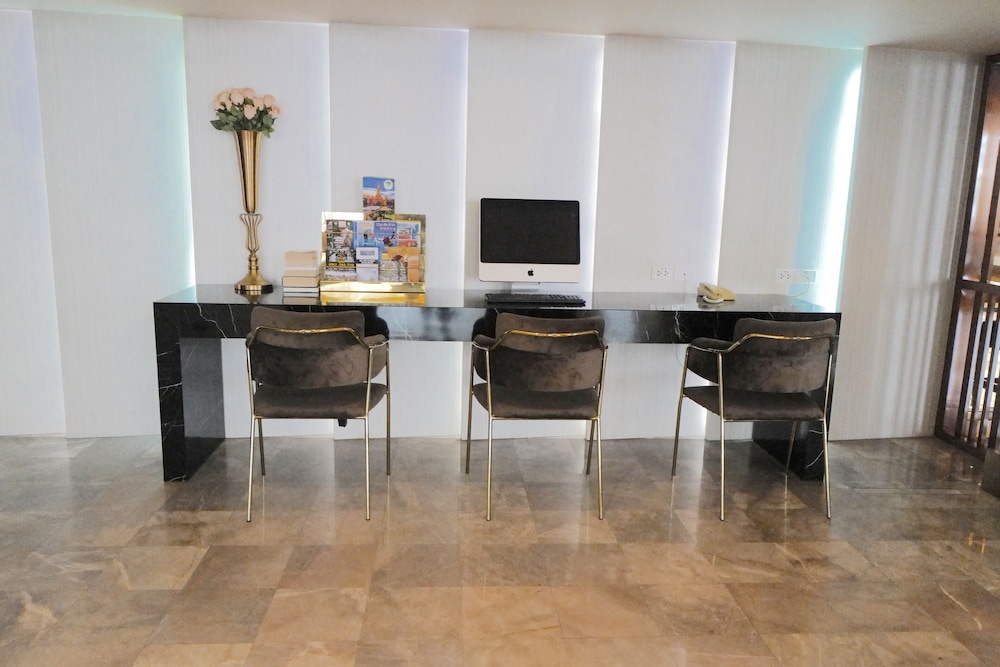 Hermann Hotel Pattaya 36/45