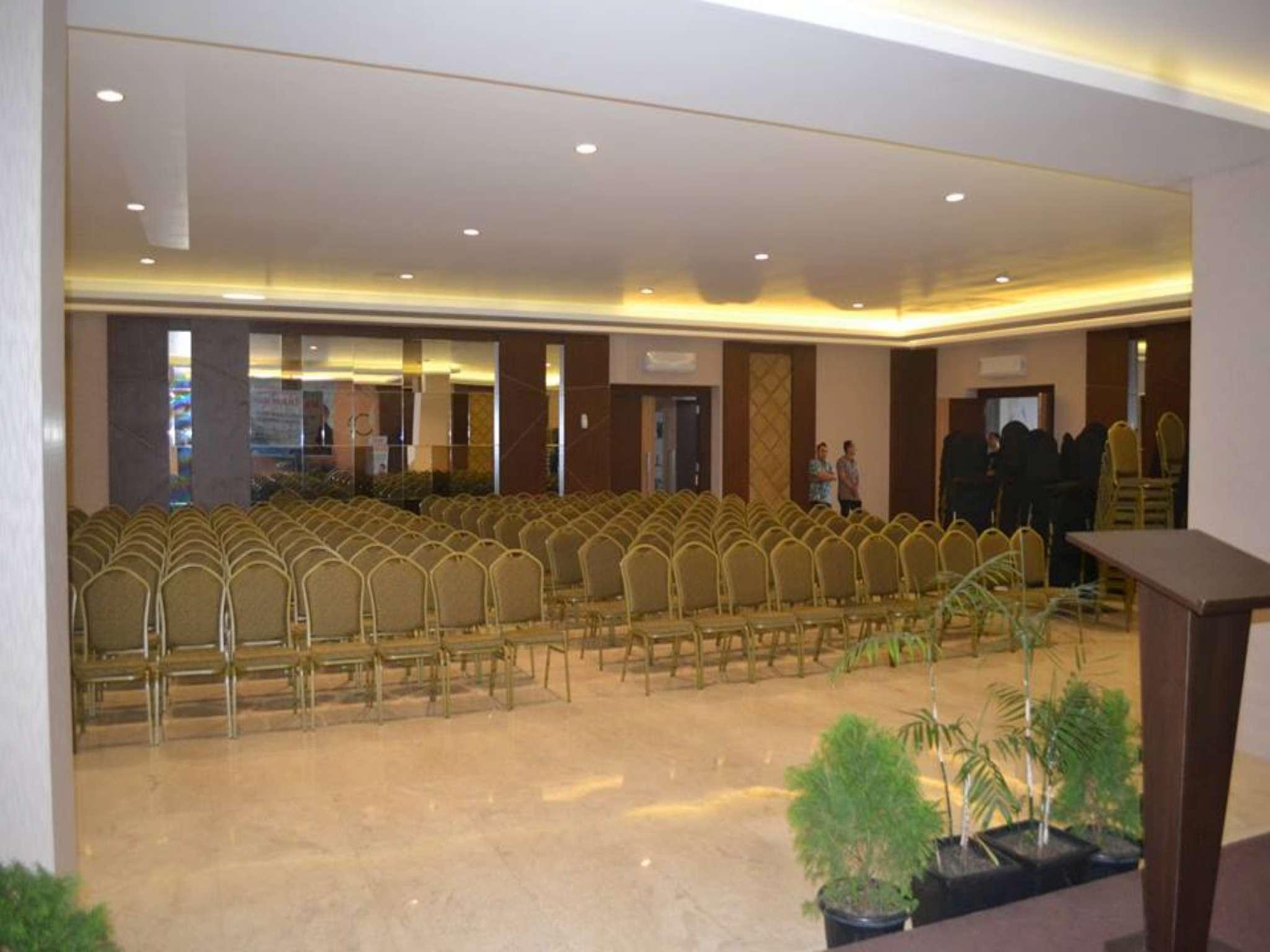 City Hotel Tasikmalaya 2/15