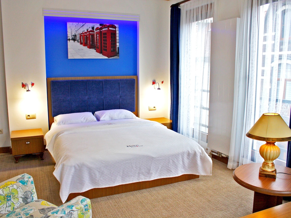 Fly Inn Hotel Brussels Airport 16/45