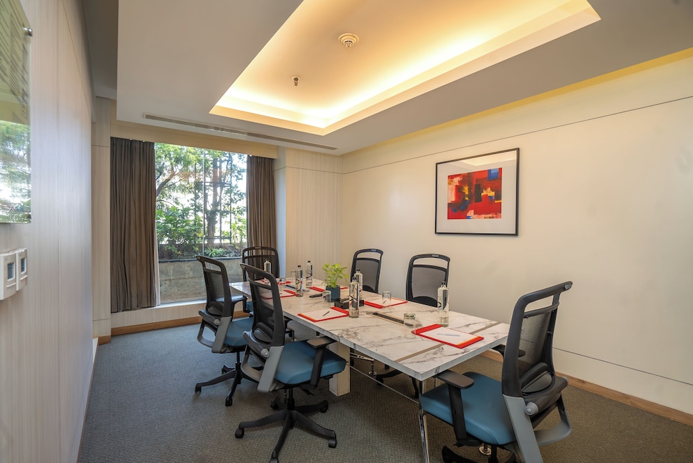 Hyatt Centric Mg Road Bangalore 65/72