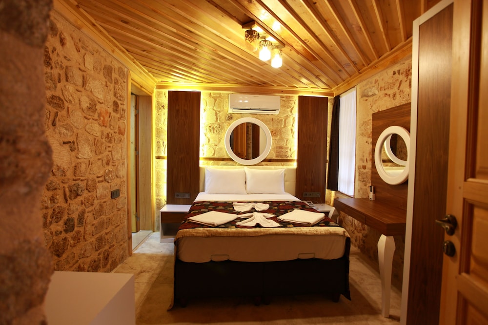 Bacchus Pension 23/49