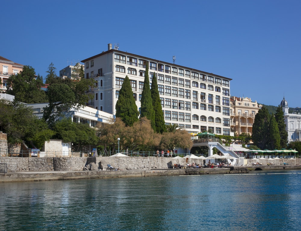 Hotel Kristal in OPATIJA