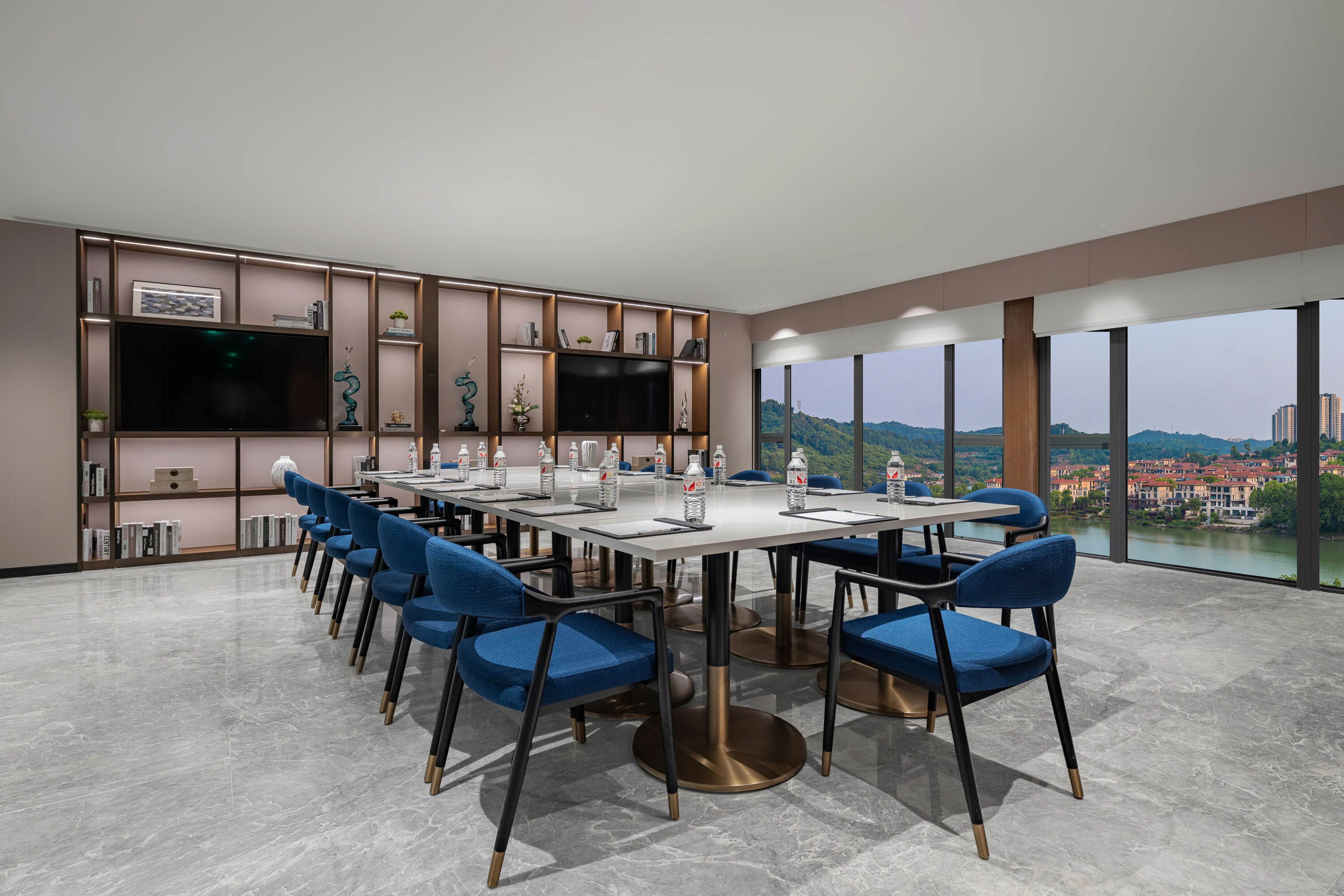 Hilton Garden Inn Yichang Yiling 38/41