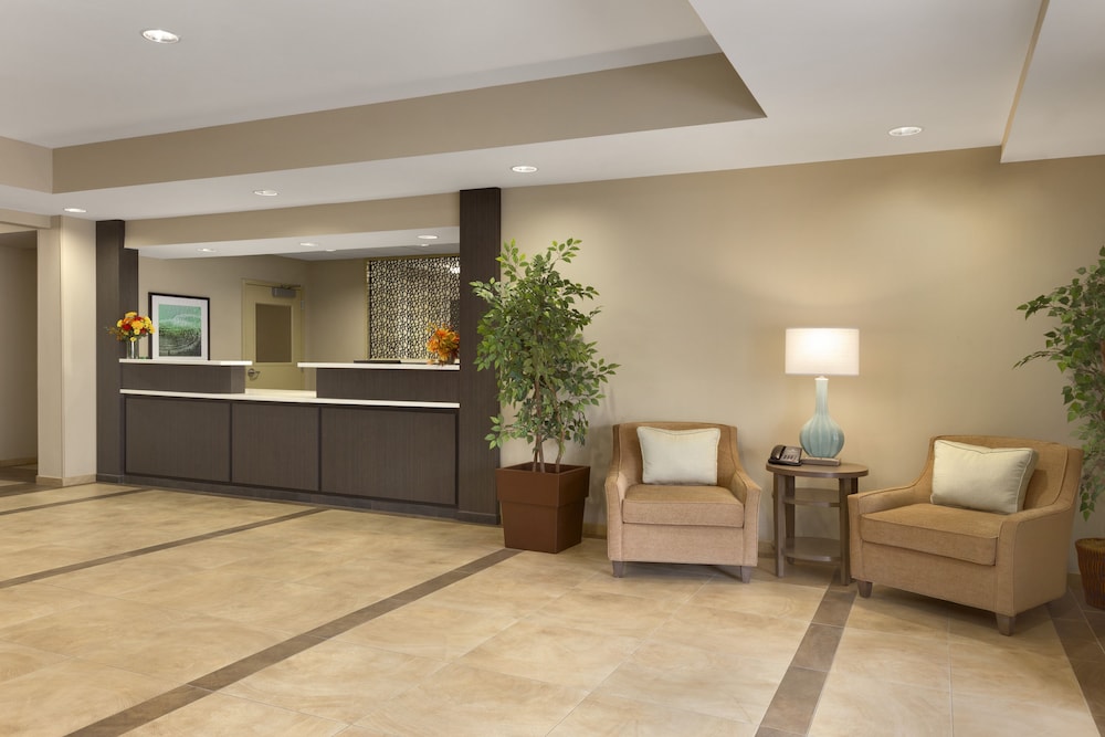 CANDLEWOOD SUITES VESTAL - BINGHAMTON 13/43