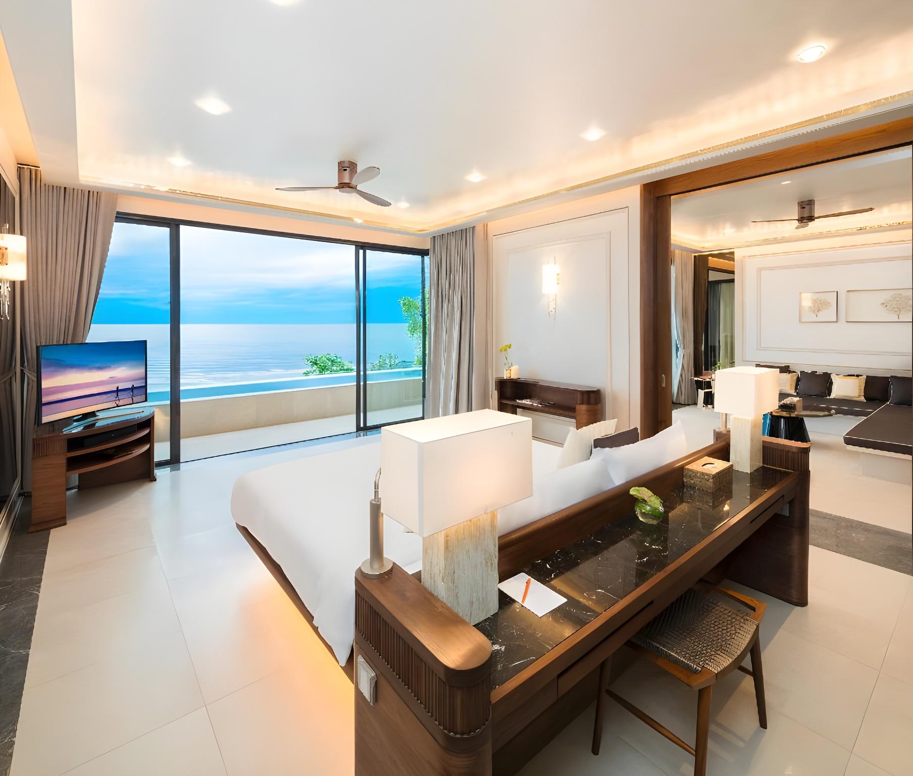 Club, Penthouse, Suite, Beach Front