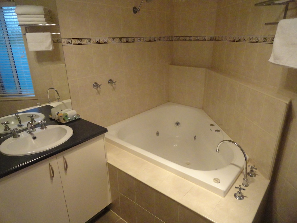 Victoria Lodge Motor Inn And Apartments 13/51