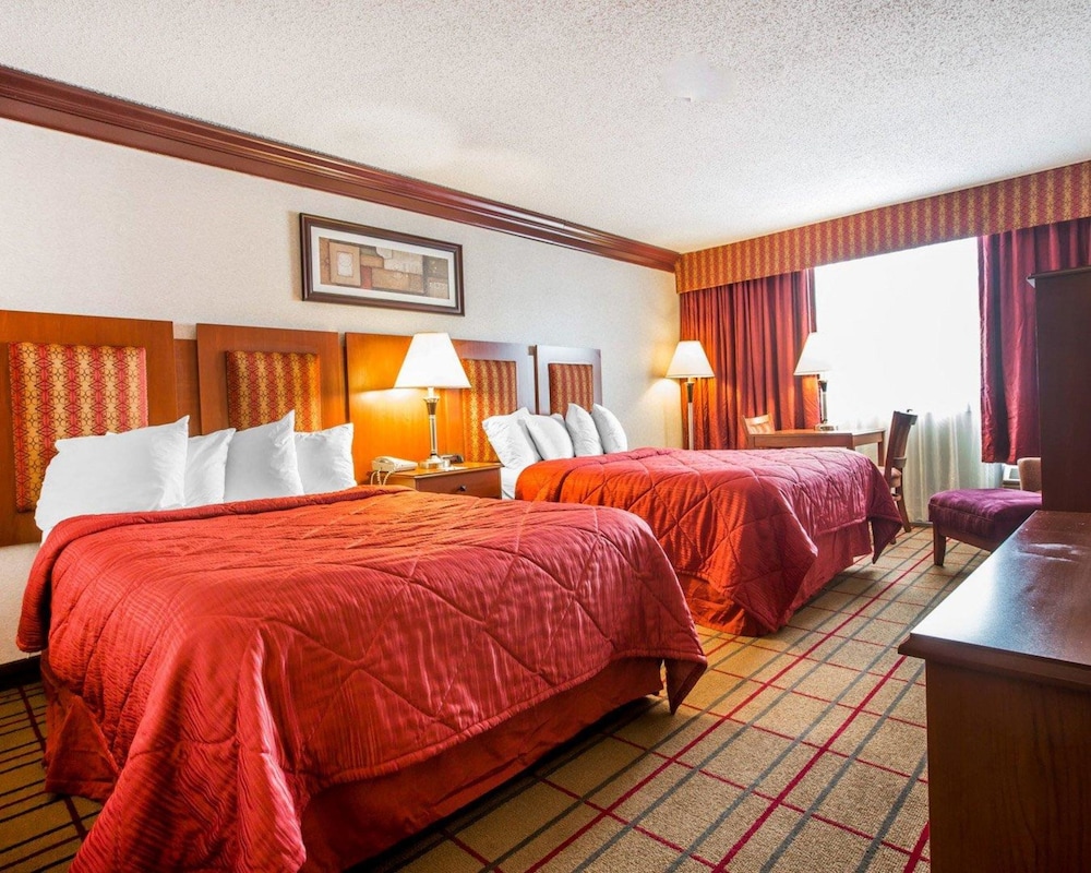Quality Inn & Conference Center Brattleboro North 20/64