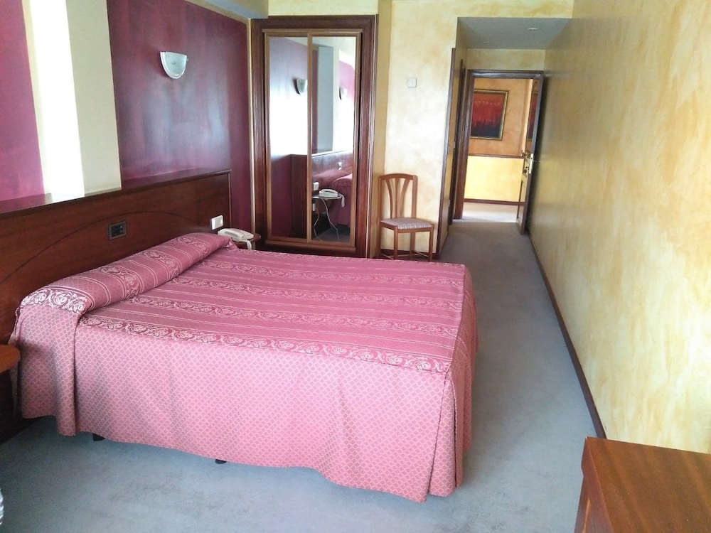 VILLA DE NAVA 9/34
