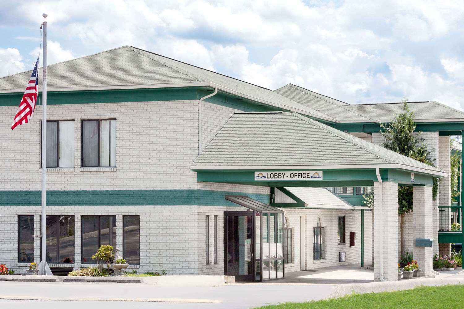 Days Inn by Wyndham Morristown 1/6