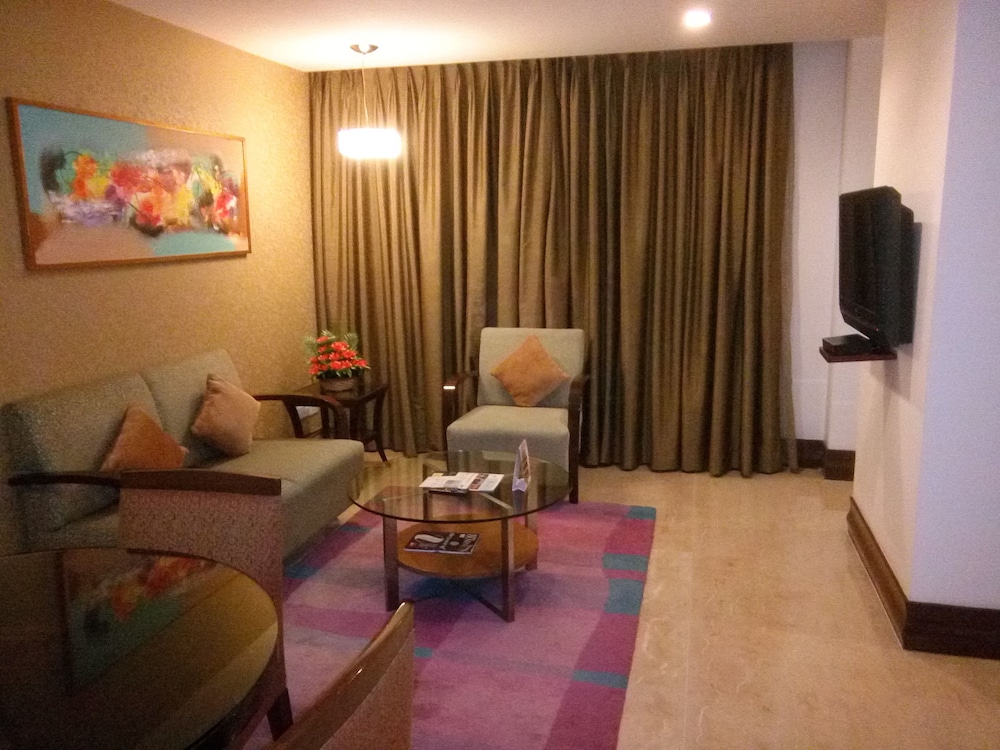 Pride Hotel Chennai 23/35
