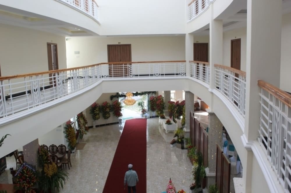 Thuy Hoang Nguyen Hotel Resort & Spa 63/75