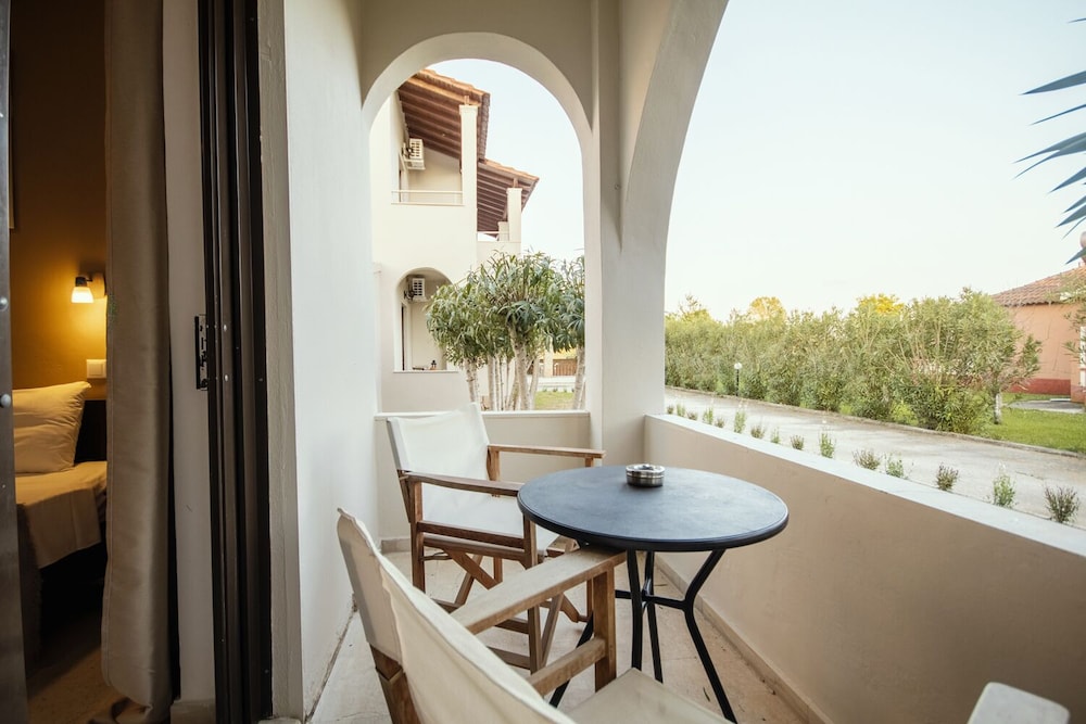 Parakladi Seaside Retreat 28/32