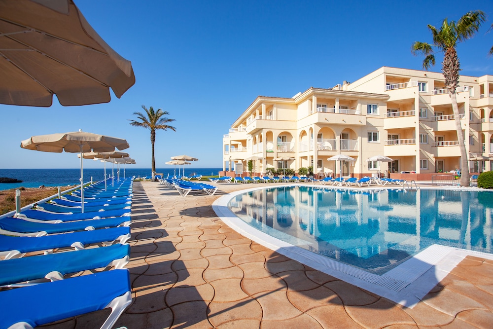 Grupotel Tamariscos in CALA N BOSCH