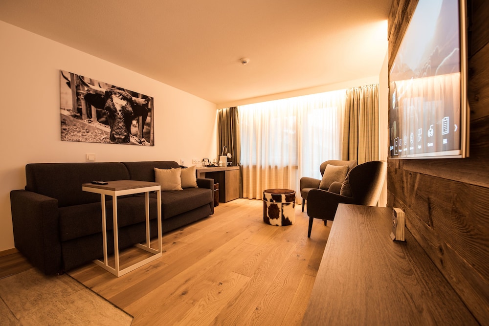 Hotel Daniela 35/48