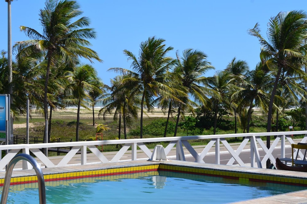 Jatobá Praia Hotel 60/63
