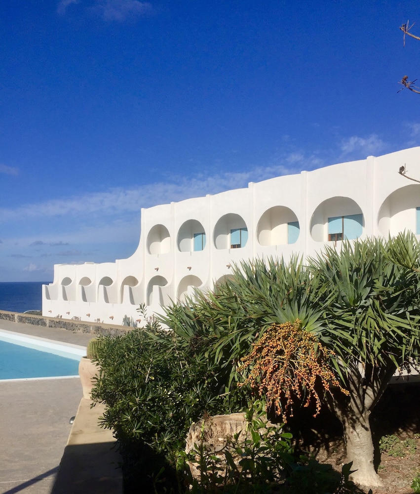 Cossyra Hotel 38/50