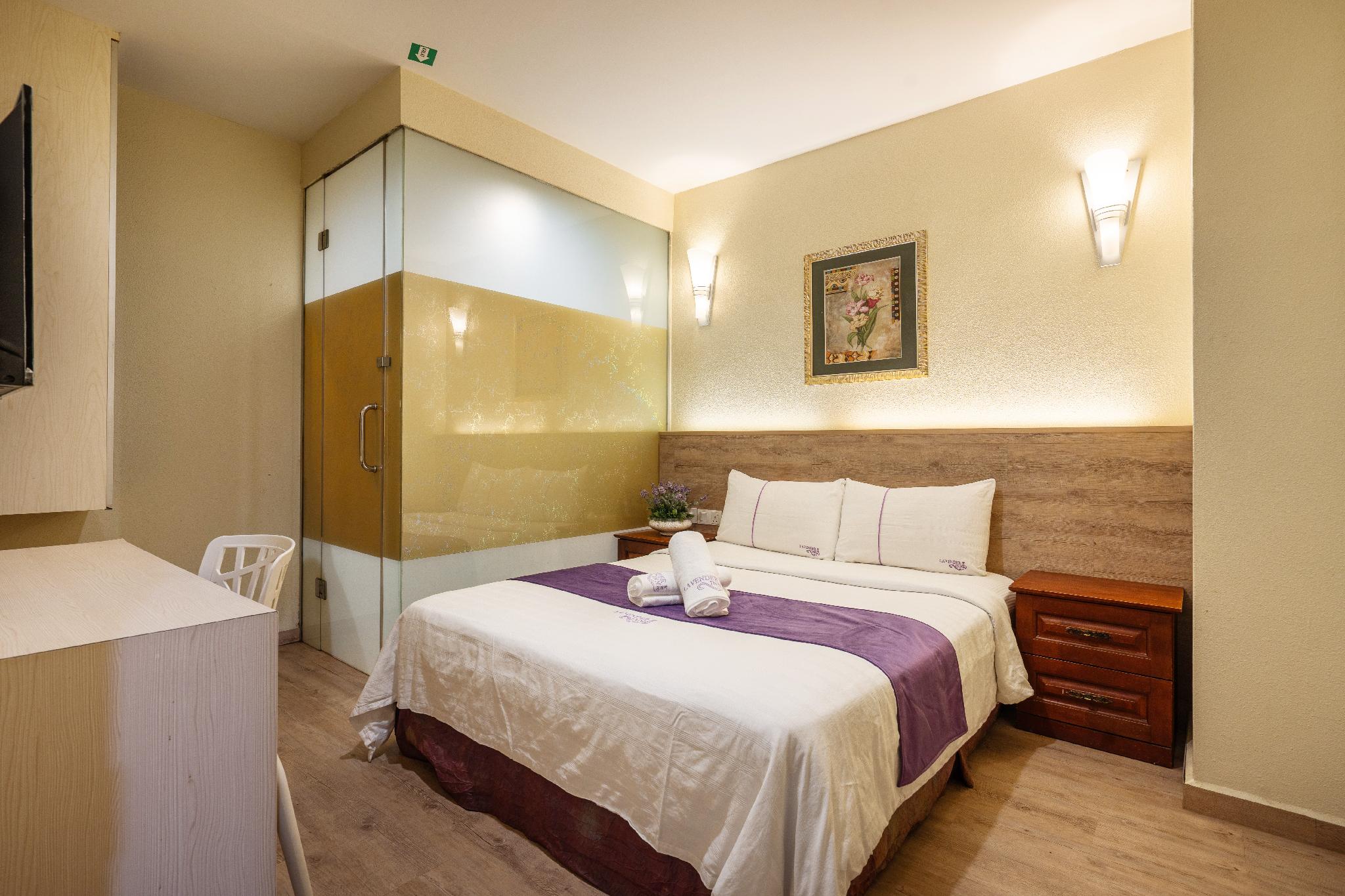 Lavender Inn Permas Jaya 21/68