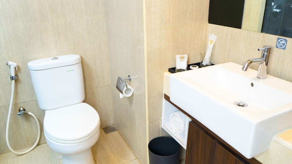 Horu Hotel Mangga Dua (formerly Hotel Neo Mangga Dua) 35/35